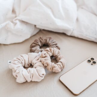 HELLA MINIMAL SCRUNCHIE TRIO